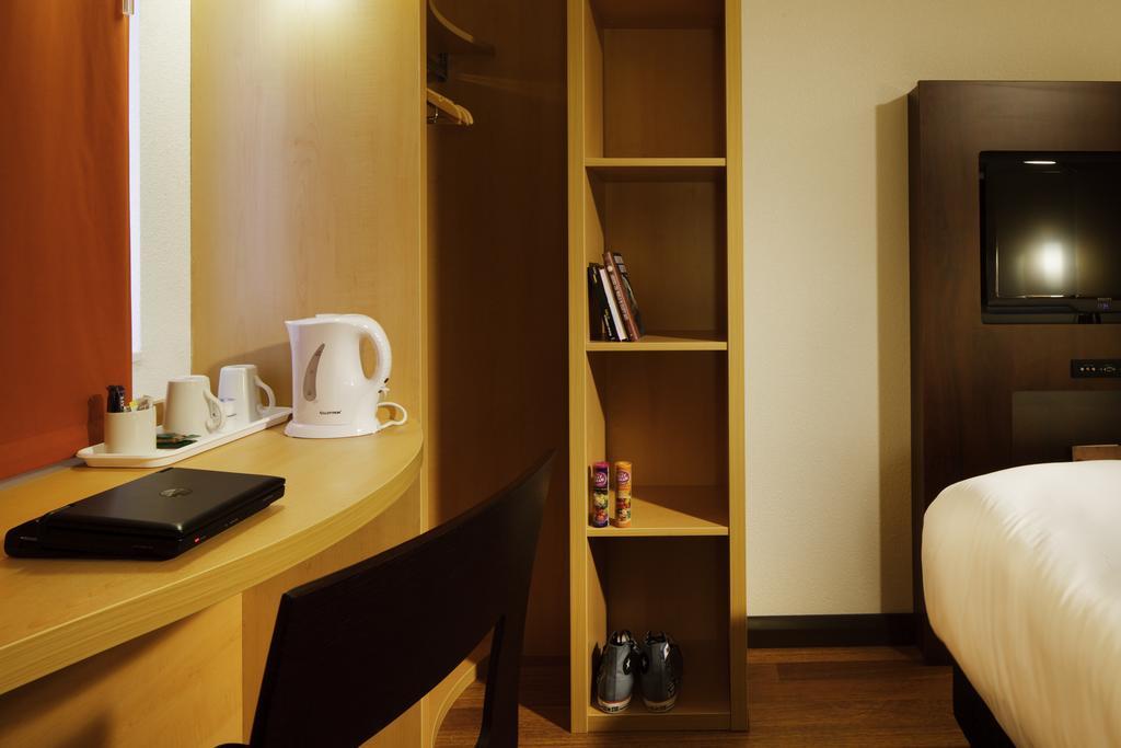 Ibis Chesterfield North - Barlborough Exterior foto